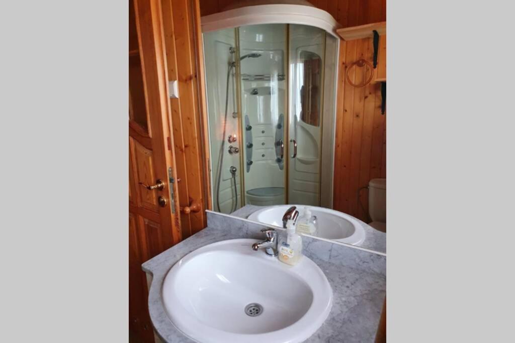 Cabana De Madera Especial Y Acogedora Cardenete Zewnętrze zdjęcie