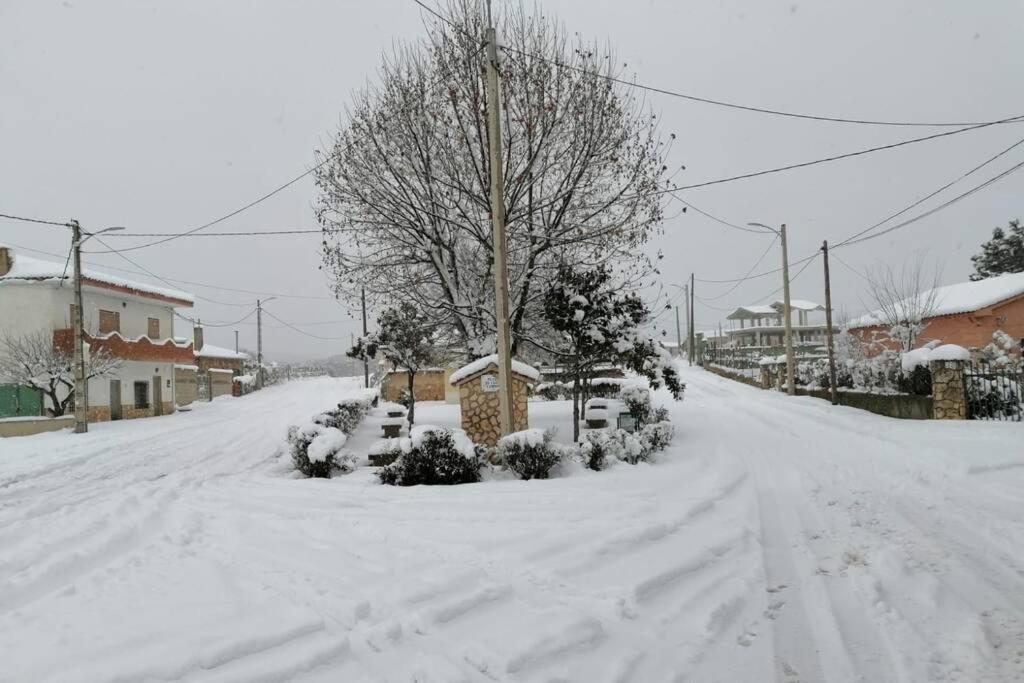 Cabana De Madera Especial Y Acogedora Cardenete Zewnętrze zdjęcie
