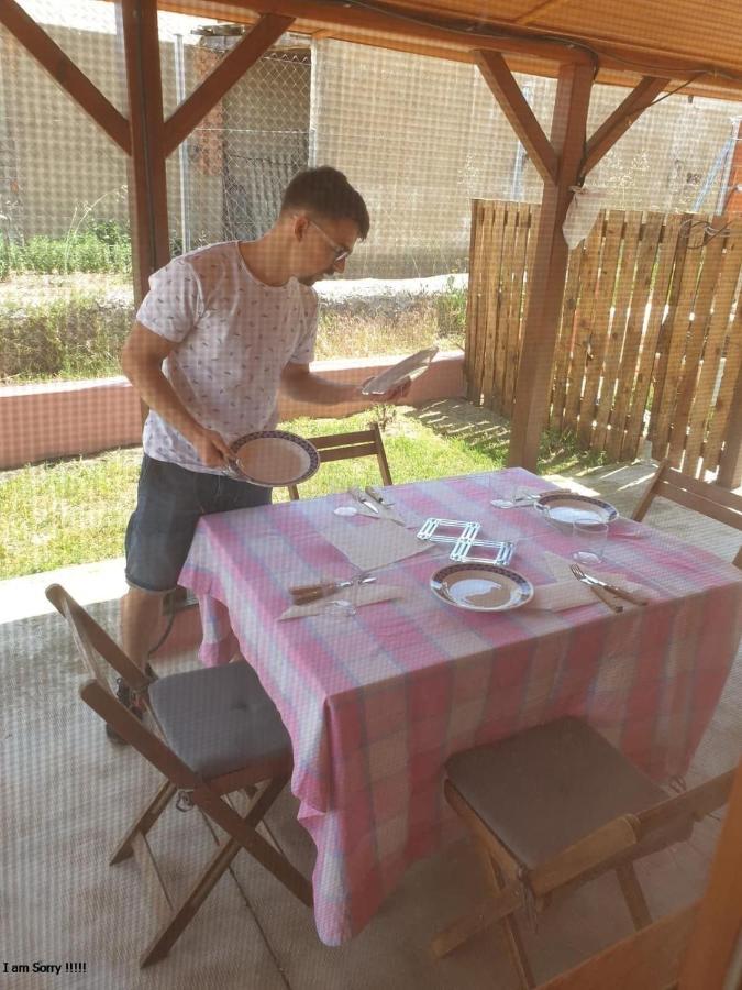 Cabana De Madera Especial Y Acogedora Cardenete Zewnętrze zdjęcie