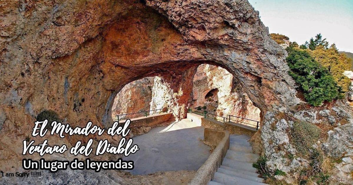 Cabana De Madera Especial Y Acogedora Cardenete Zewnętrze zdjęcie